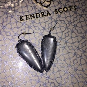 Gunmetal mirror rock-Skylars